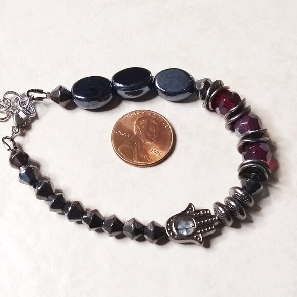 Goth Inspired Blessings Bracelet - Hamsa Hand 4 Protection - Black Gray & Red - Picture 6 of 8